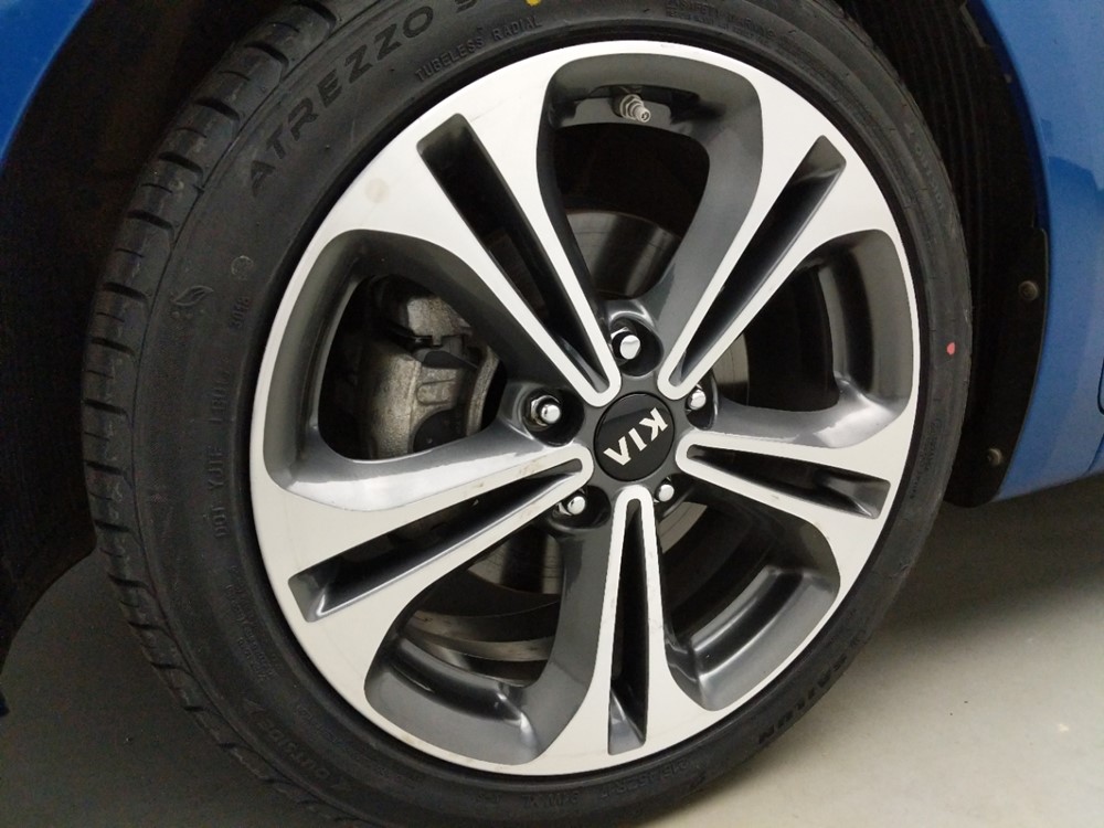 2015 Kia Forte - Wheel
