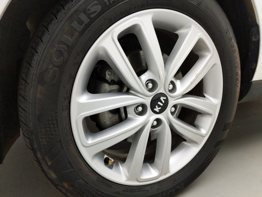 2018 Kia Soul - Wheel
