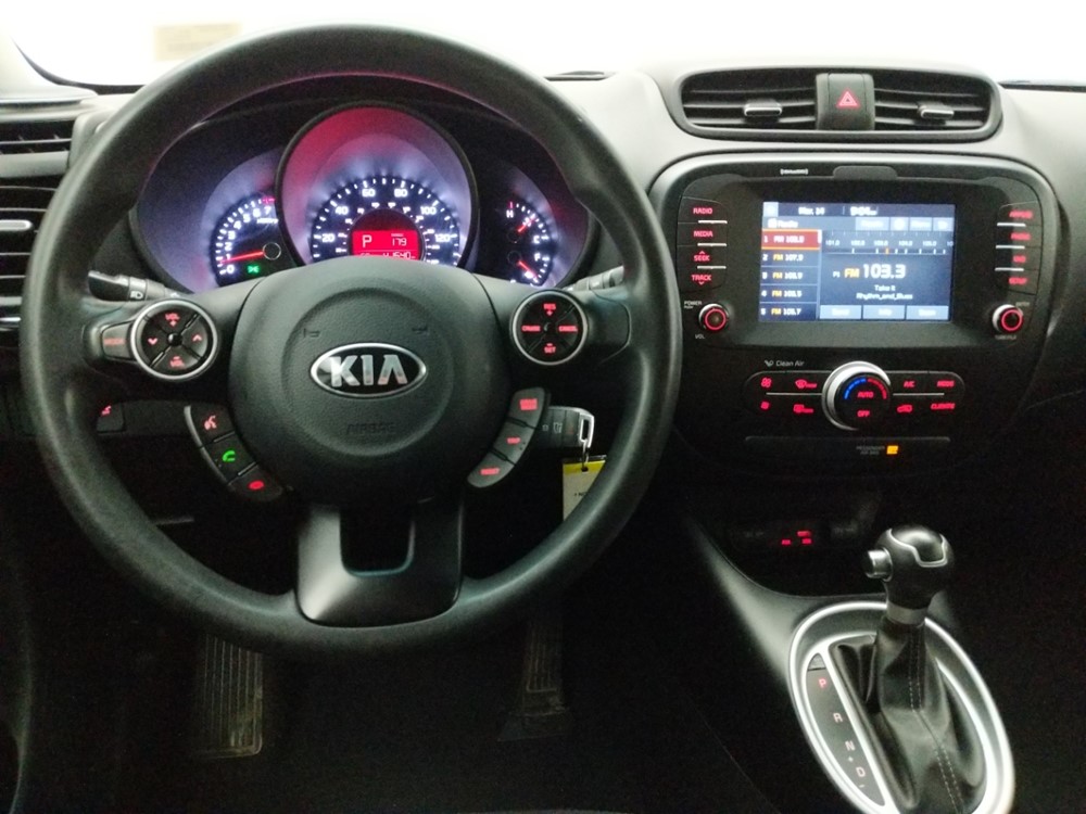 2018 Kia Soul - Driver Dash