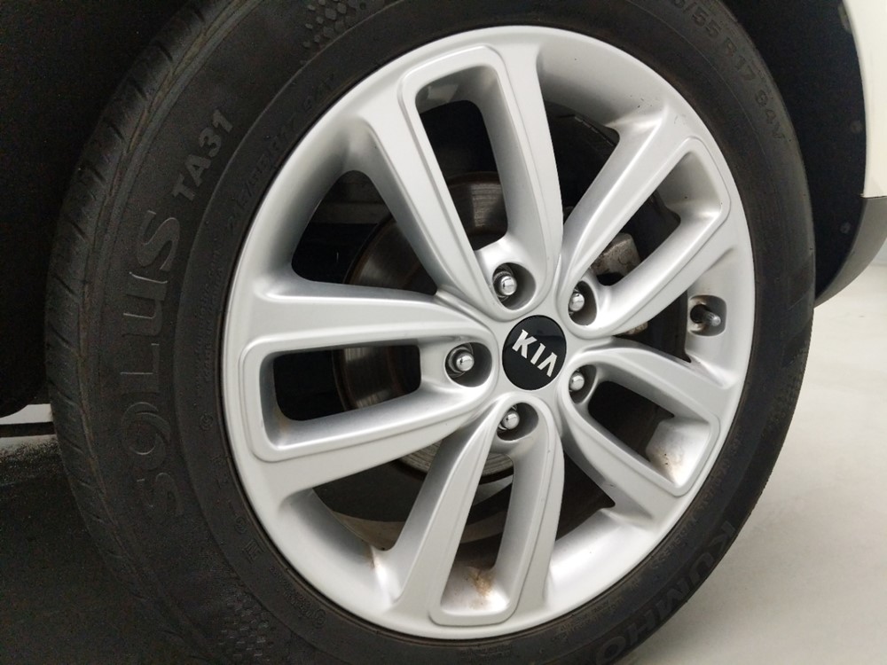 2018 Kia Soul - Wheel