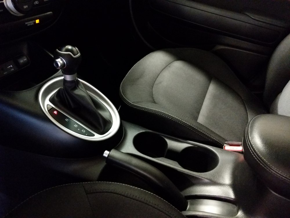 2018 Kia Soul - Center Console/Cup Holders