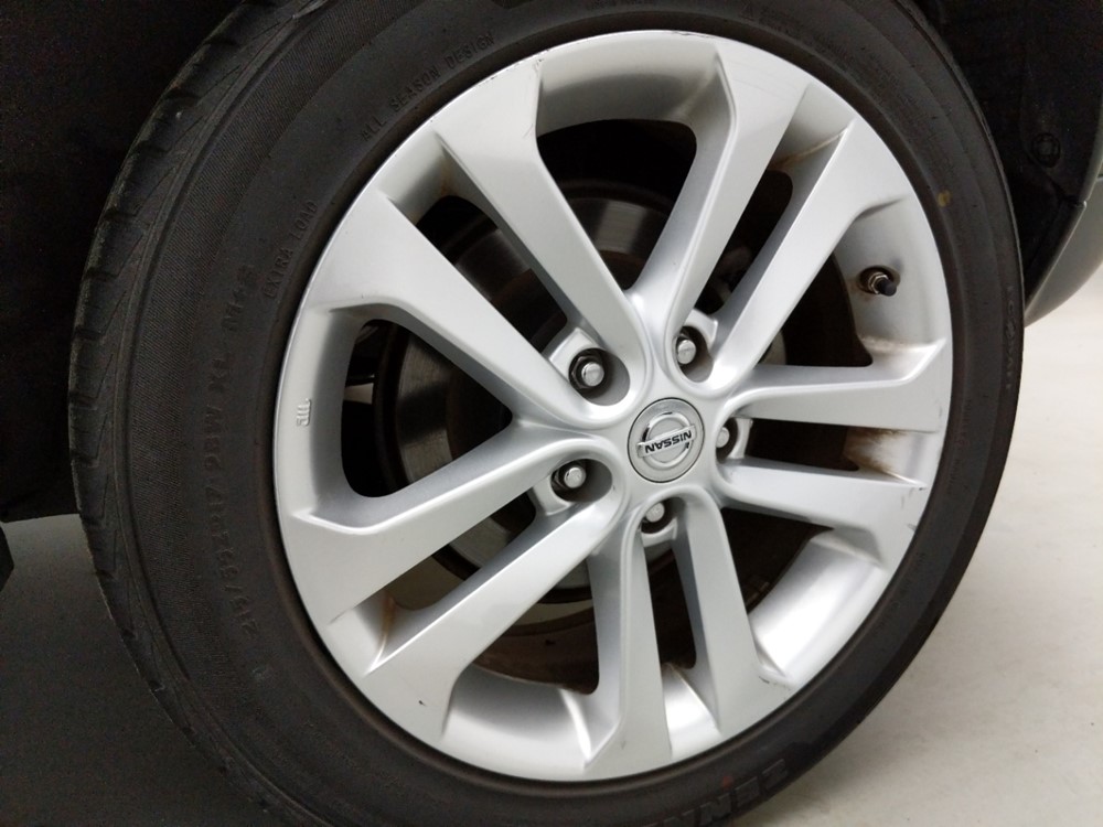 2017 Nissan JUKE - Wheel
