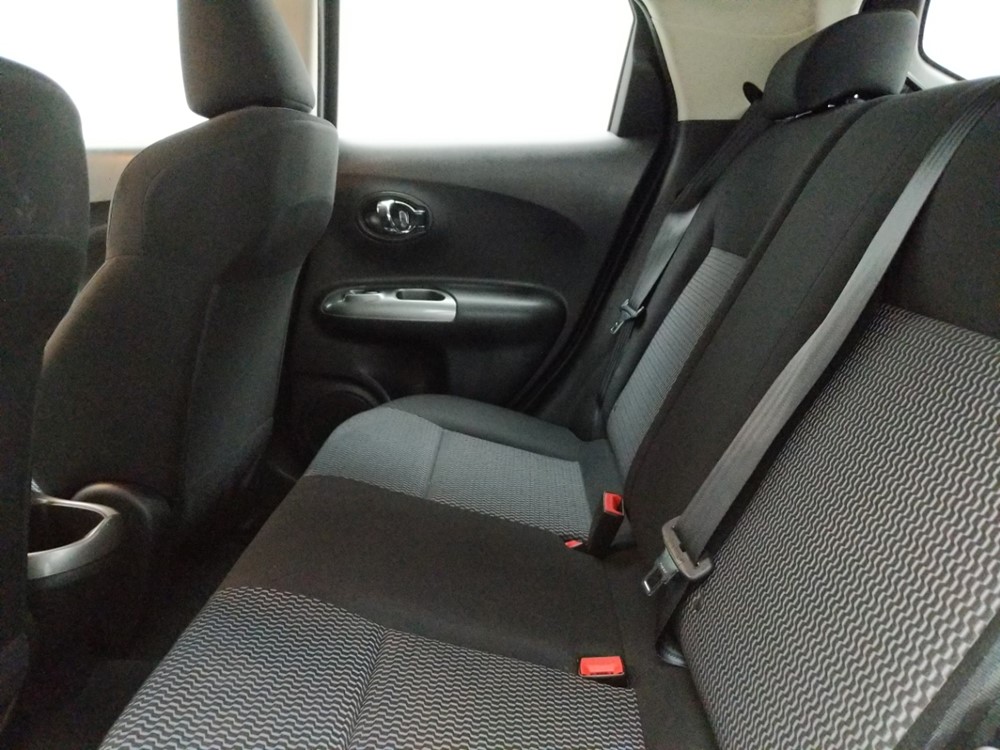 2017 Nissan JUKE - Driver Rear Seat