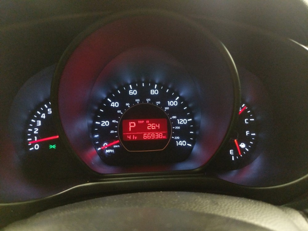 2016 Kia Soul - Odometer Close Up