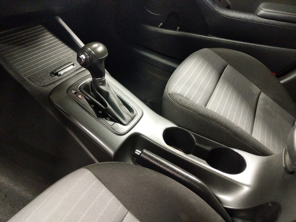 2015 Kia Forte - Center Console/Cup Holders