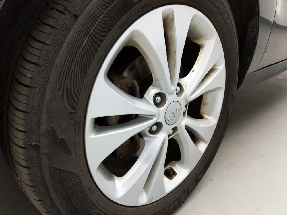 2016 Kia Soul - Wheel