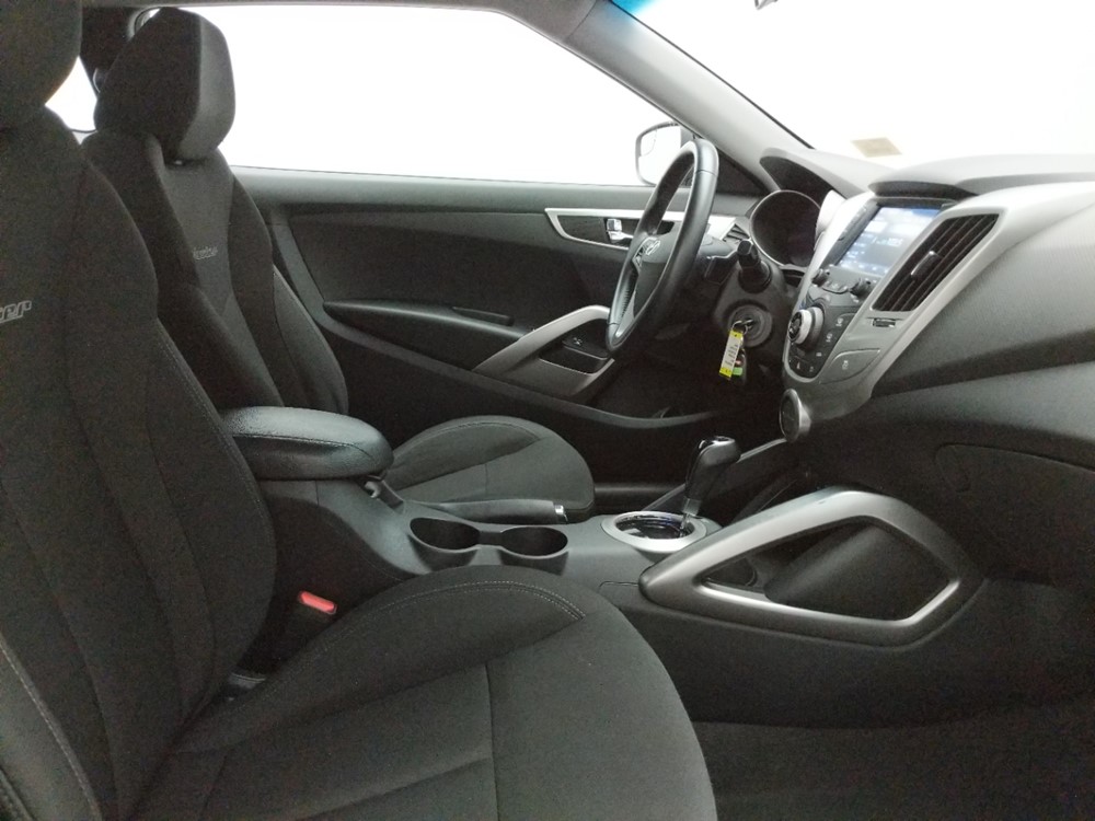2017 Hyundai Veloster - Passenger Front Seat