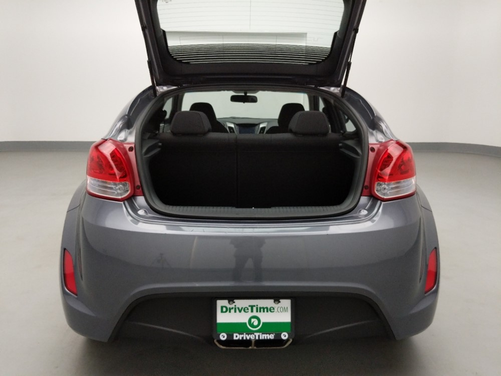 2017 Hyundai Veloster - Trunk