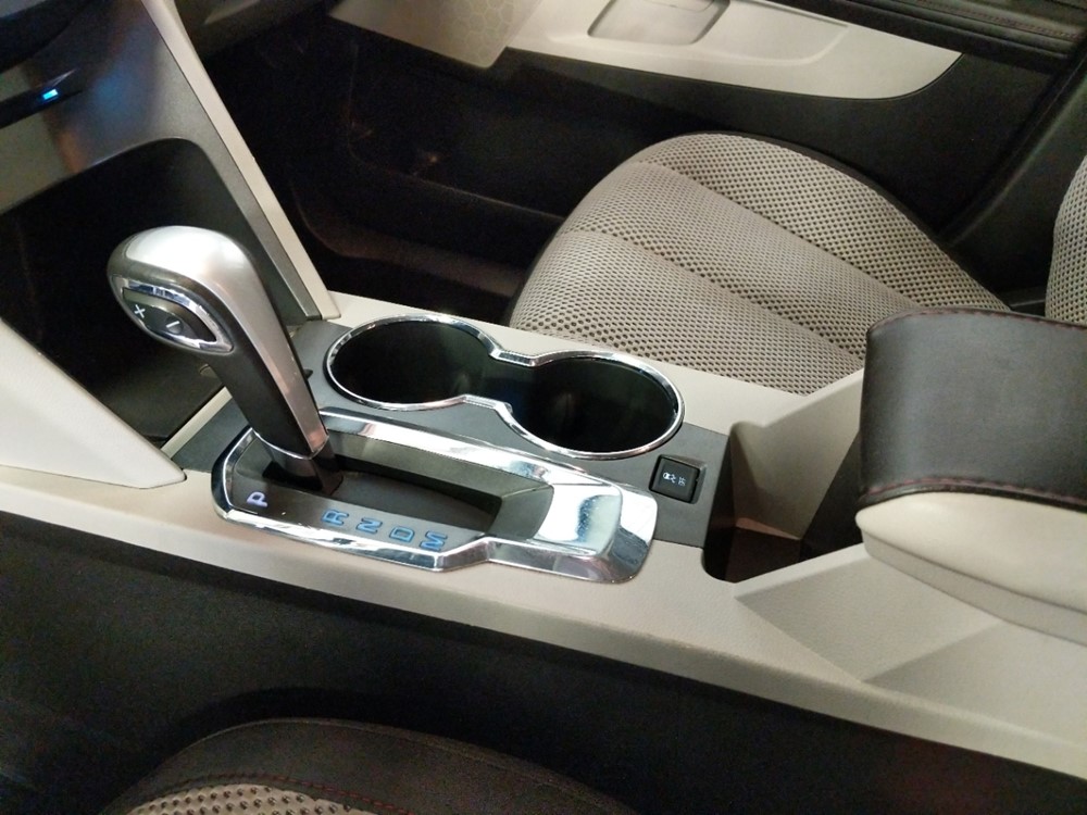 2015 Chevrolet Equinox - Center Console/Cup Holders