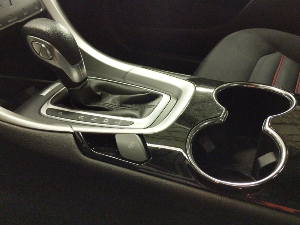 2014 Ford Fusion - Center Console/Cup Holders