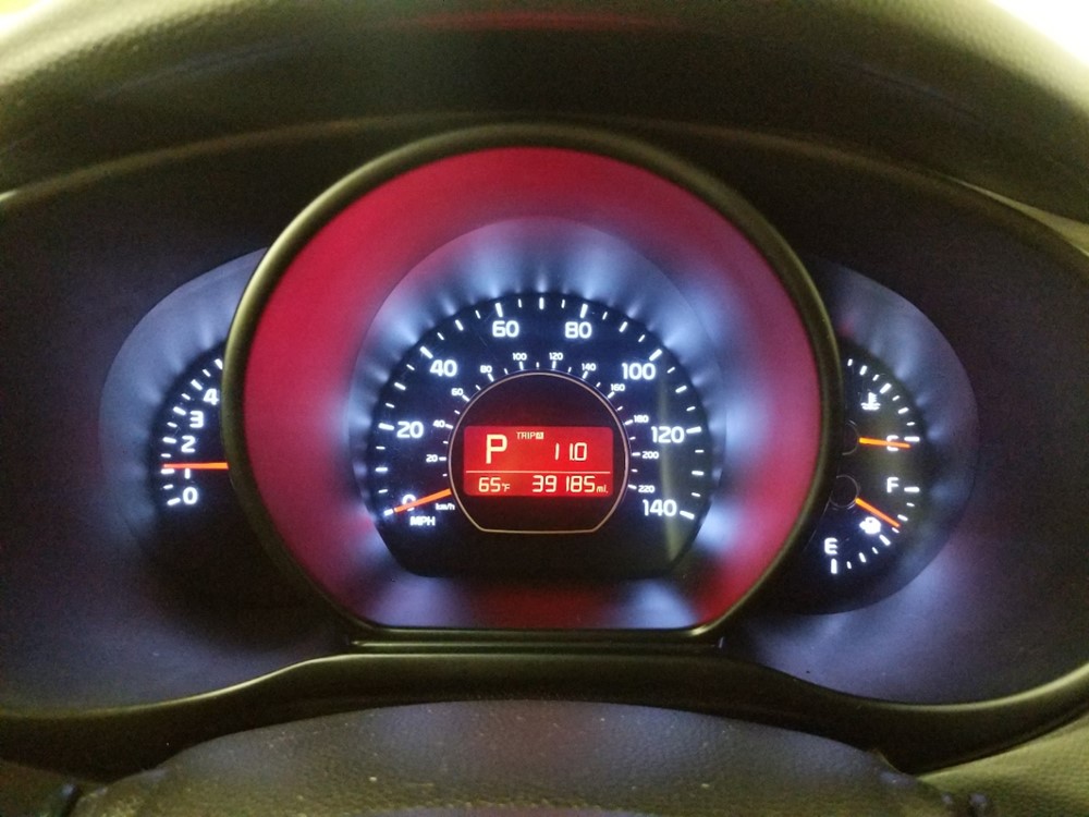 2016 Kia Soul - Odometer Close Up