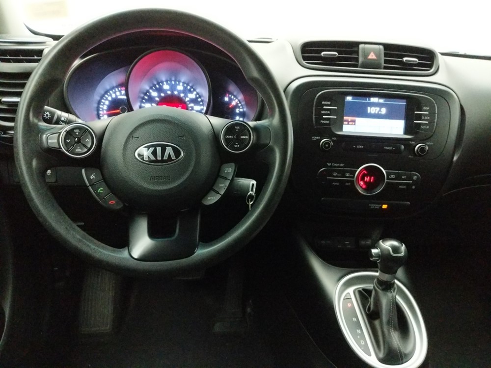 2017 Kia Soul - Driver Dash