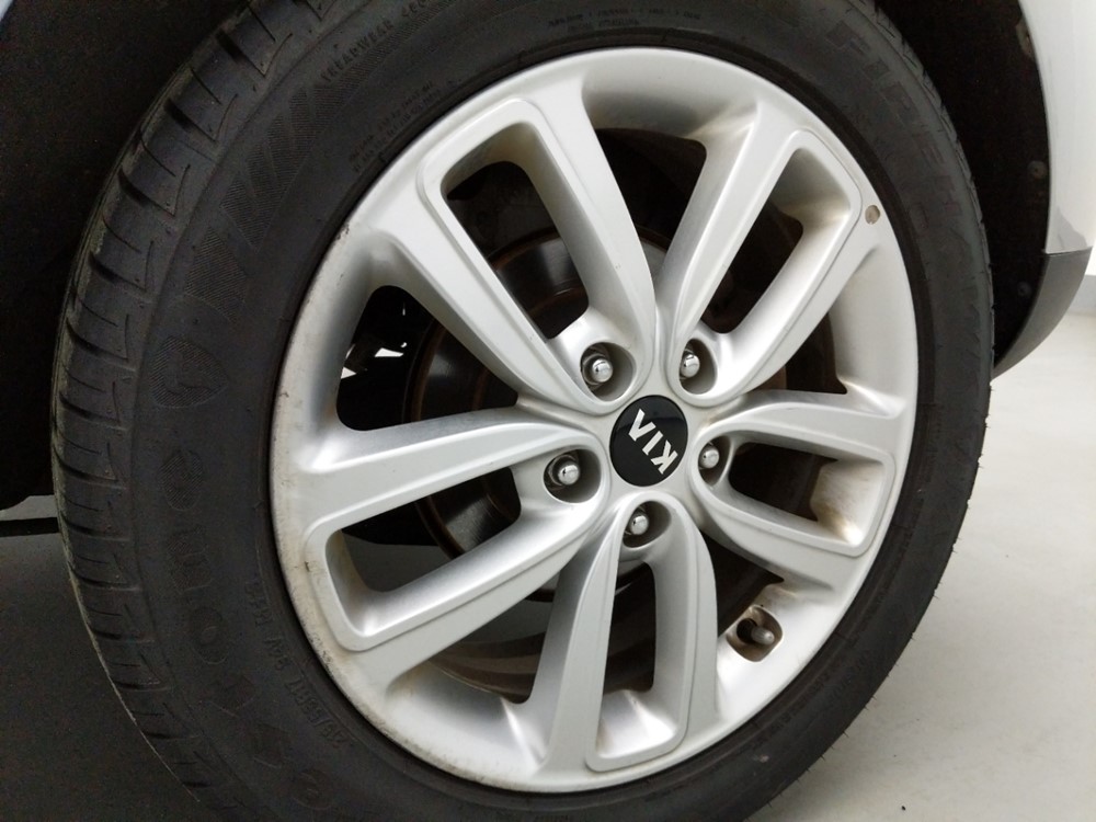 2017 Kia Soul - Wheel
