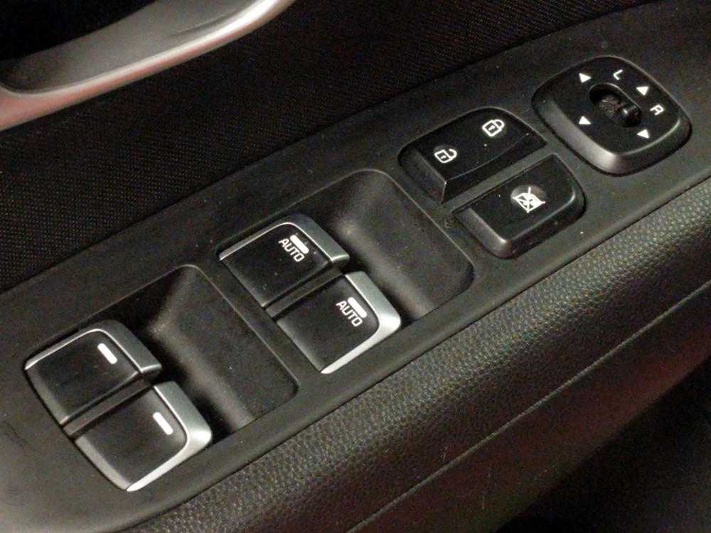 2017 Kia Soul - Driver Power Windows/Lock Control