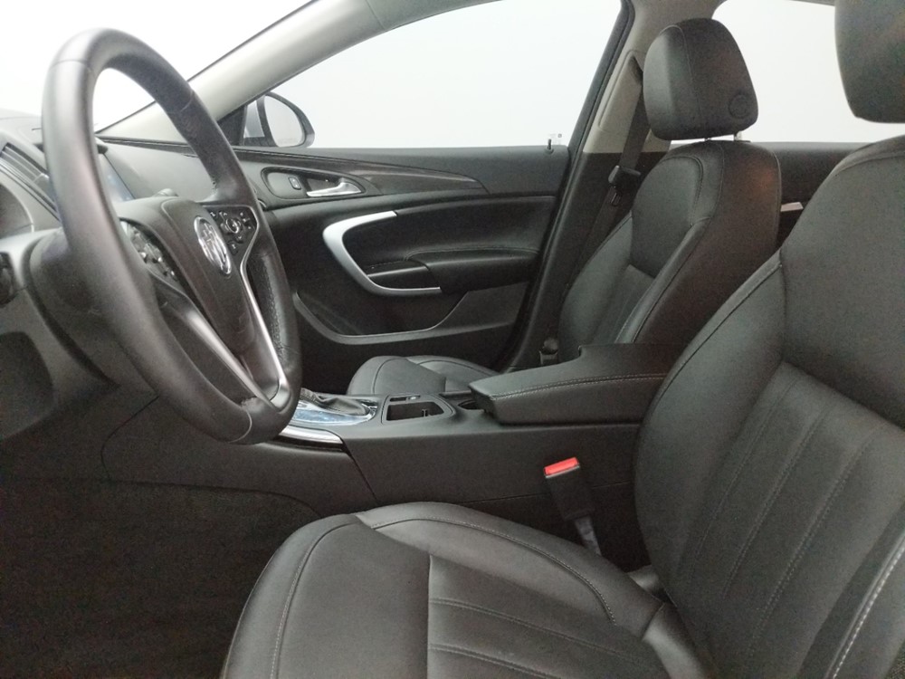 2016 Buick Regal - Driver Front Seat