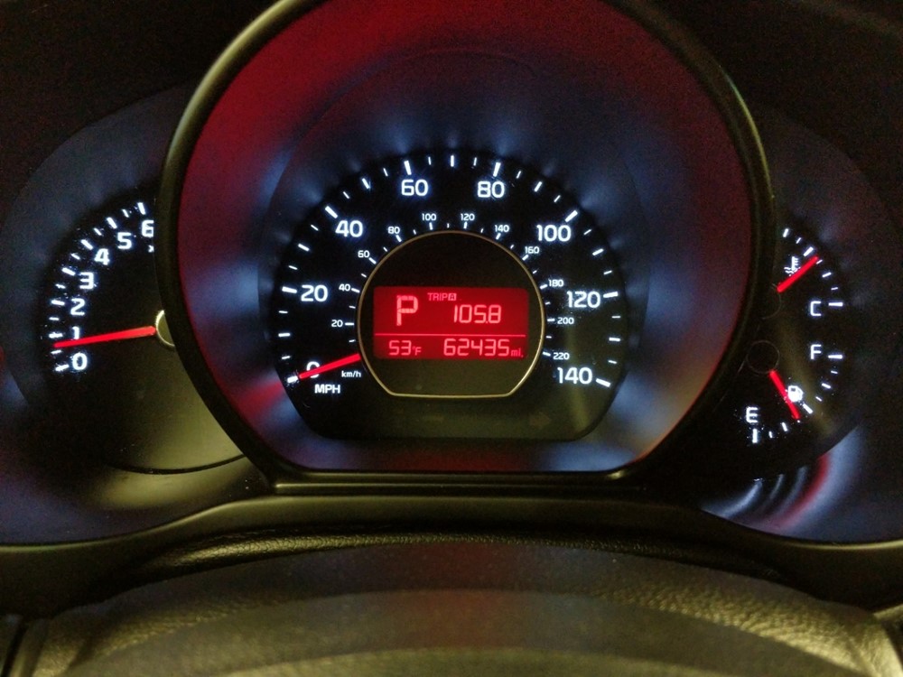2017 Kia Soul - Odometer Close Up