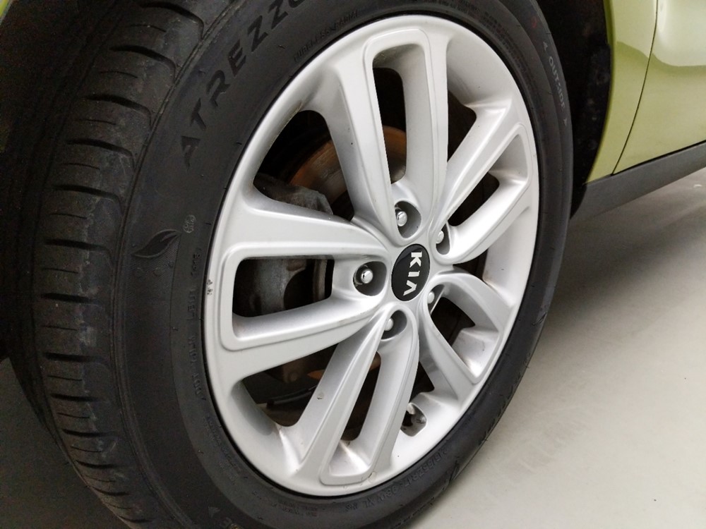 2018 Kia Soul - Wheel