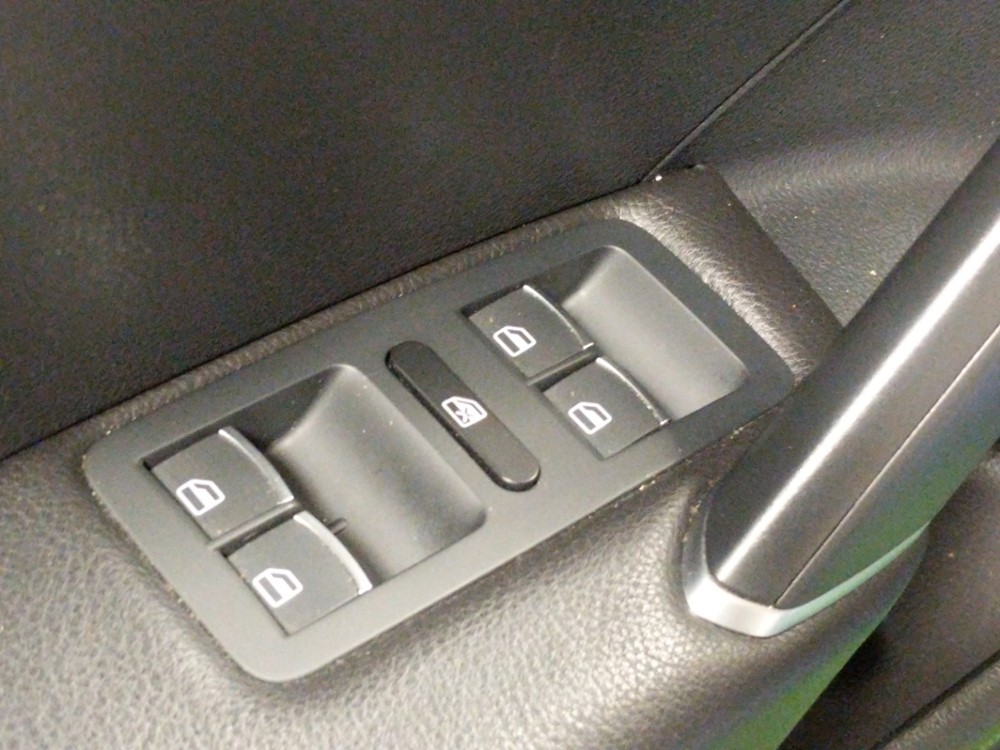 2016 Volkswagen Passat - Driver Power Windows/Lock Control