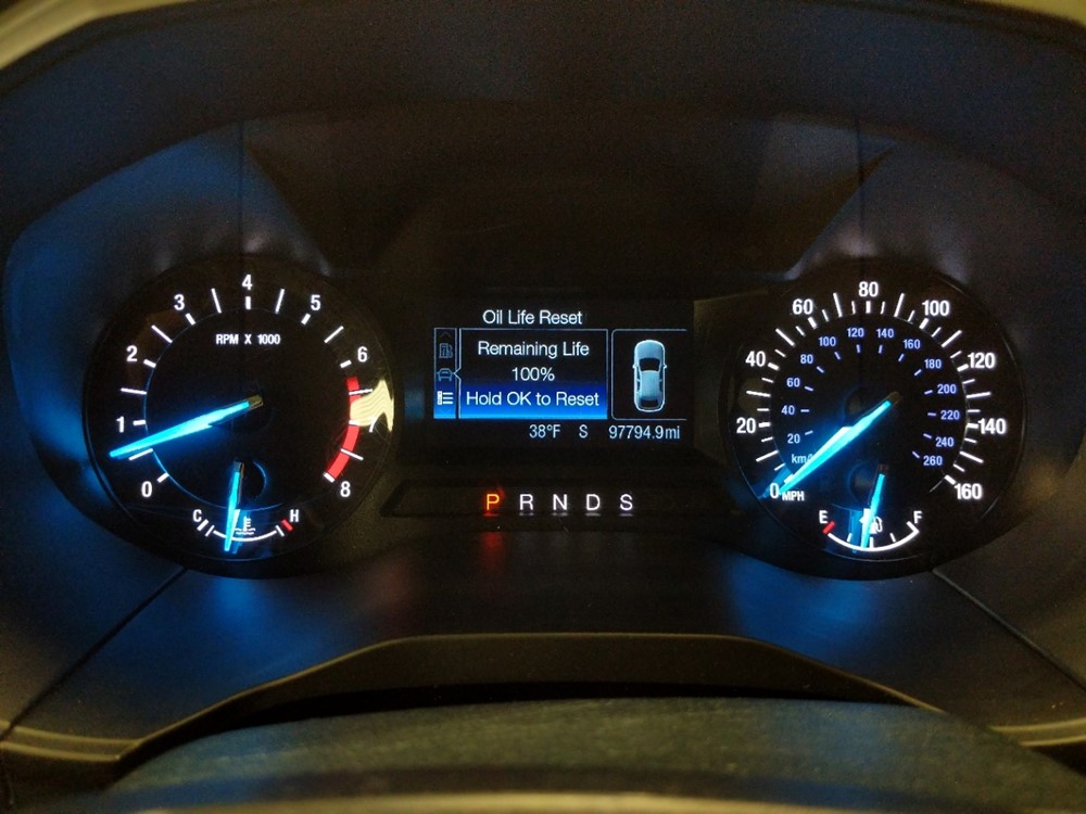 2015 Ford Edge - Odometer Close Up