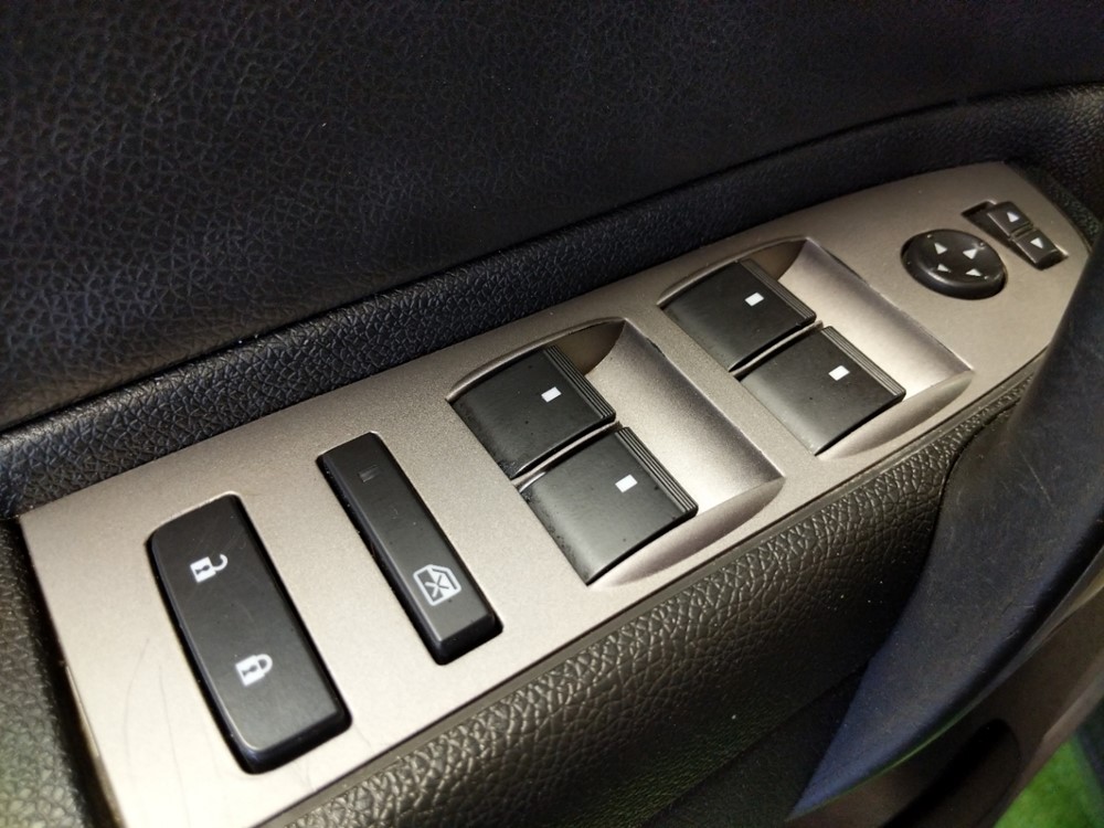 2011 GMC Sierra 1500 - Driver Power Windows/Lock Control