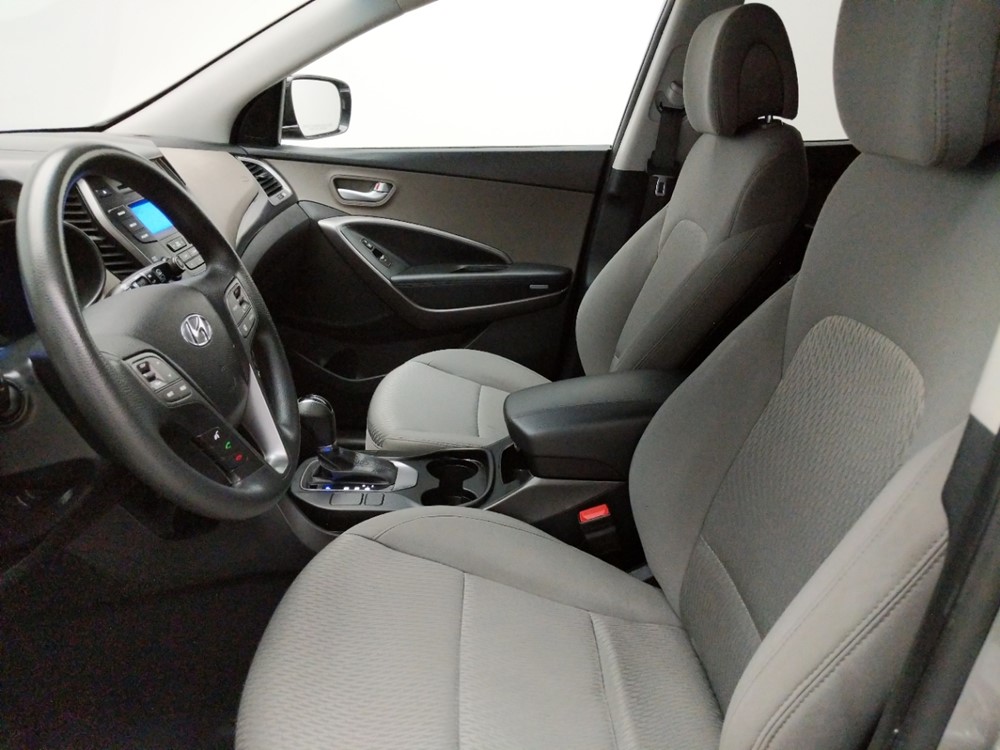 2014 Hyundai Santa Fe - Driver Front Seat