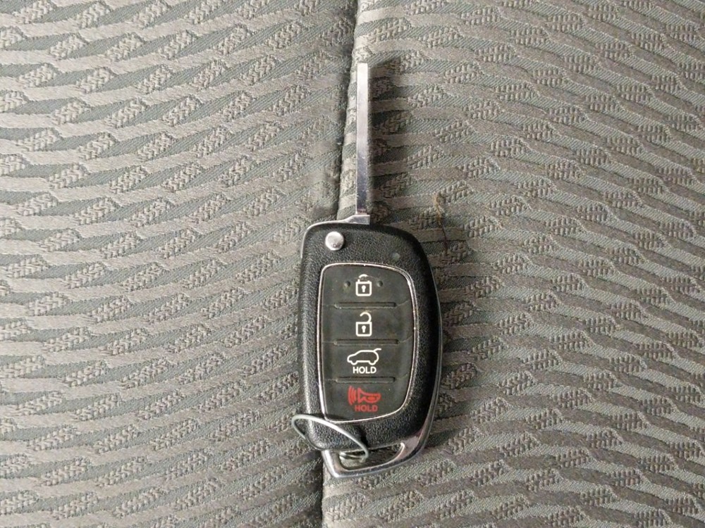 2014 Hyundai Santa Fe - Keys