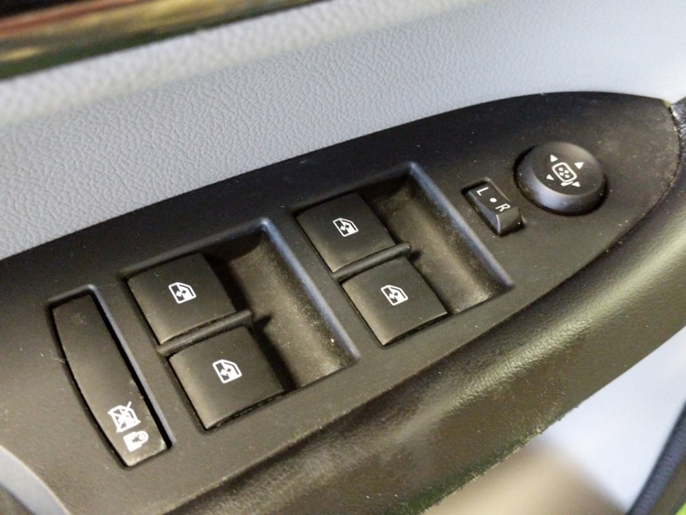 2016 Cadillac ATS - Driver Power Windows/Lock Control