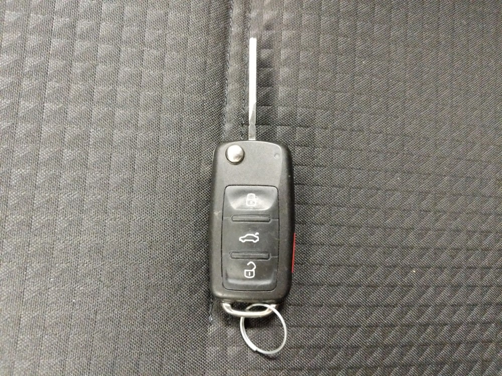 2016 Volkswagen Jetta - Keys
