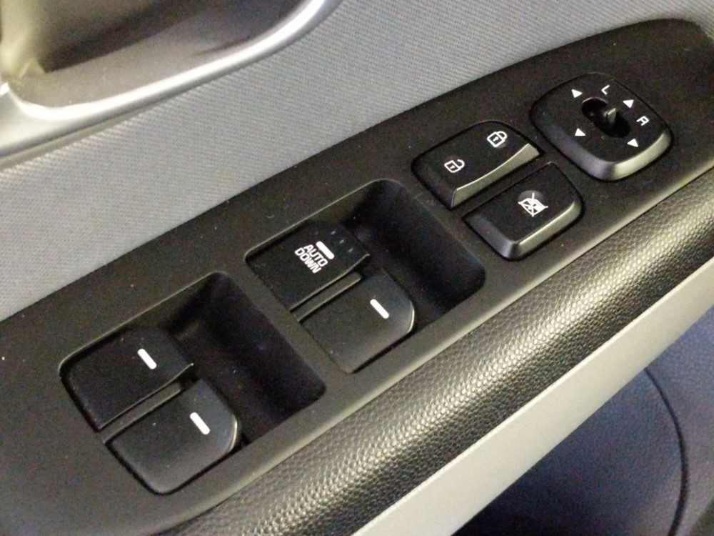 2016 Kia Soul - Driver Power Windows/Lock Control