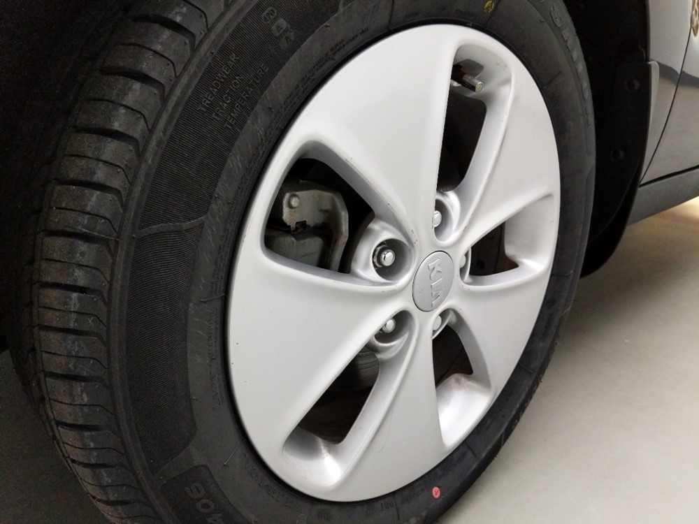 2016 Kia Soul - Wheel