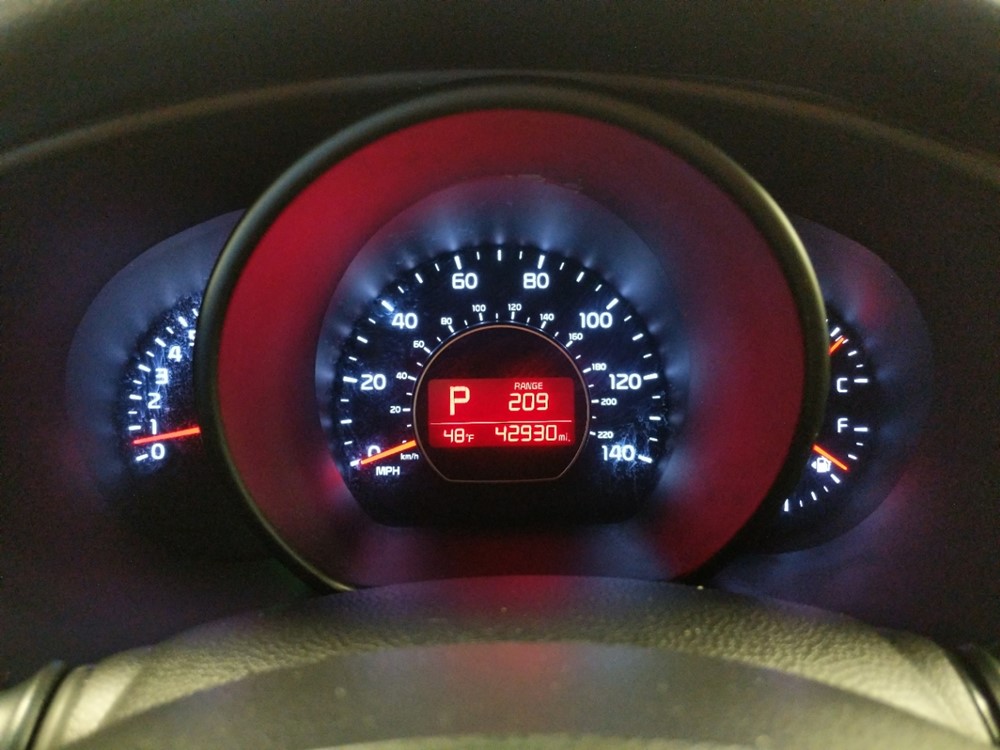 2016 Kia Soul - Odometer Close Up