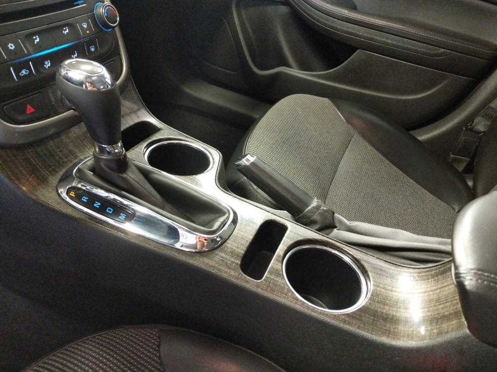 2016 Chevrolet Malibu - Center Console/Cup Holders