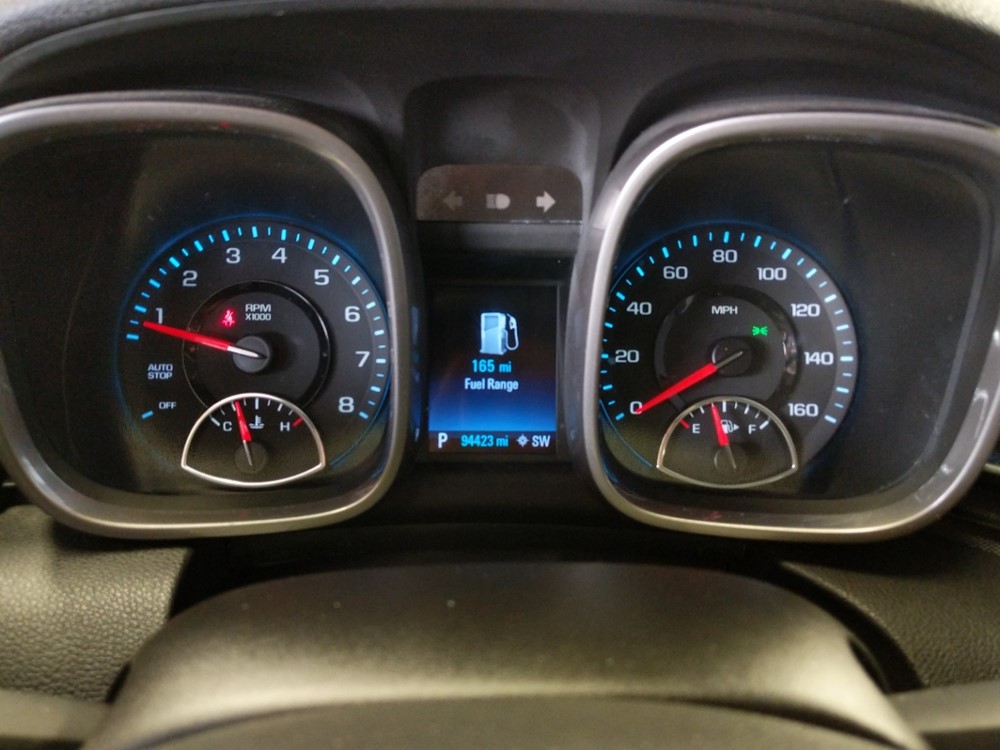 2016 Chevrolet Malibu - Odometer Close Up