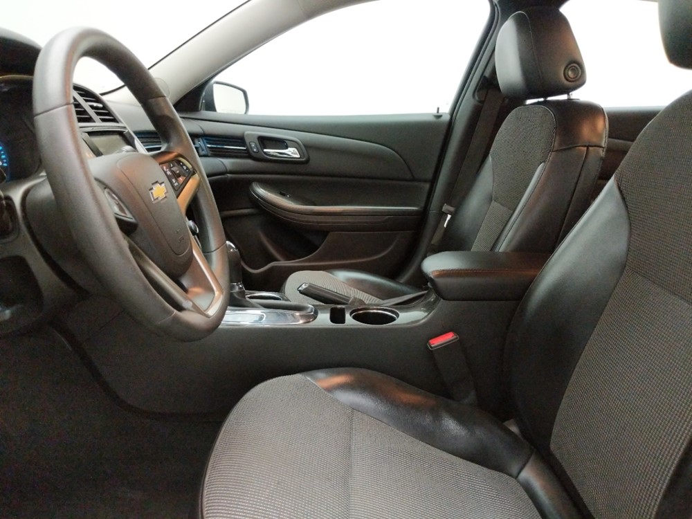 2016 Chevrolet Malibu - Driver Front Seat