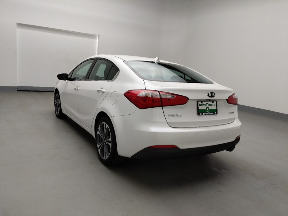 2016 Kia Forte - Driver Rear Bumper