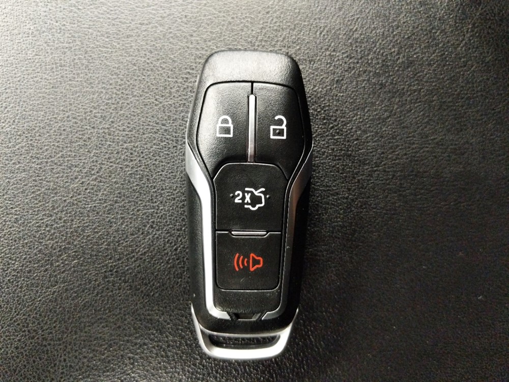 2015 Ford Edge - Keys