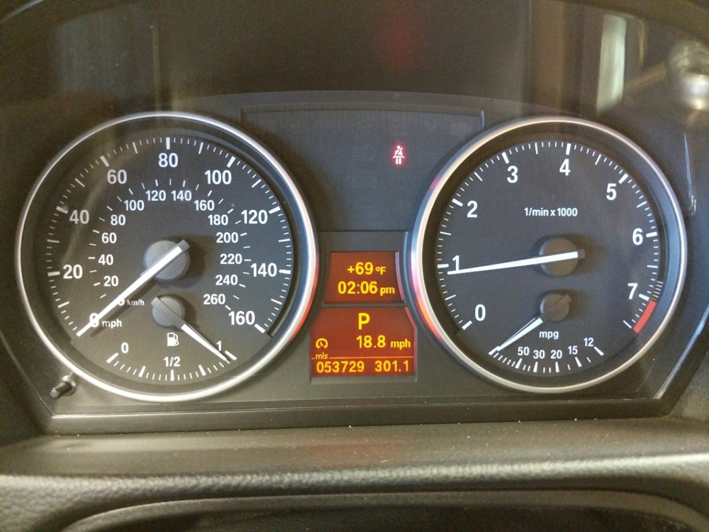 2011 BMW 328i - Odometer Close Up