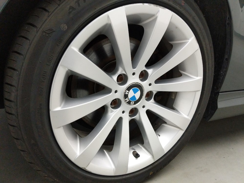 2011 BMW 328i - Wheel
