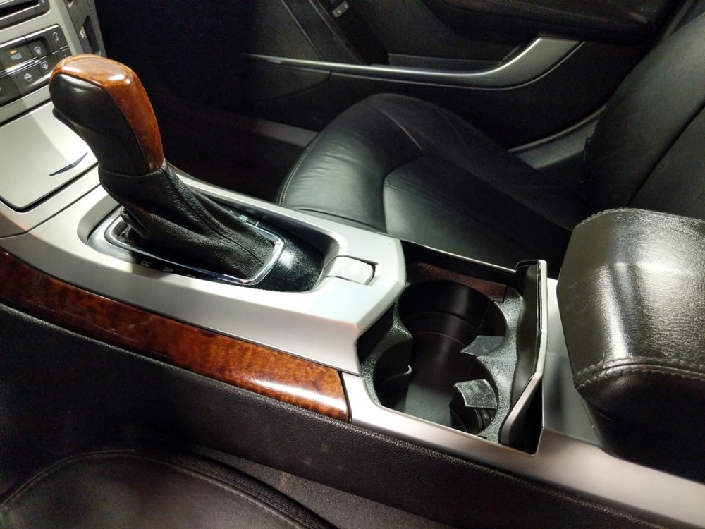 2011 Cadillac CTS - Center Console/Cup Holders
