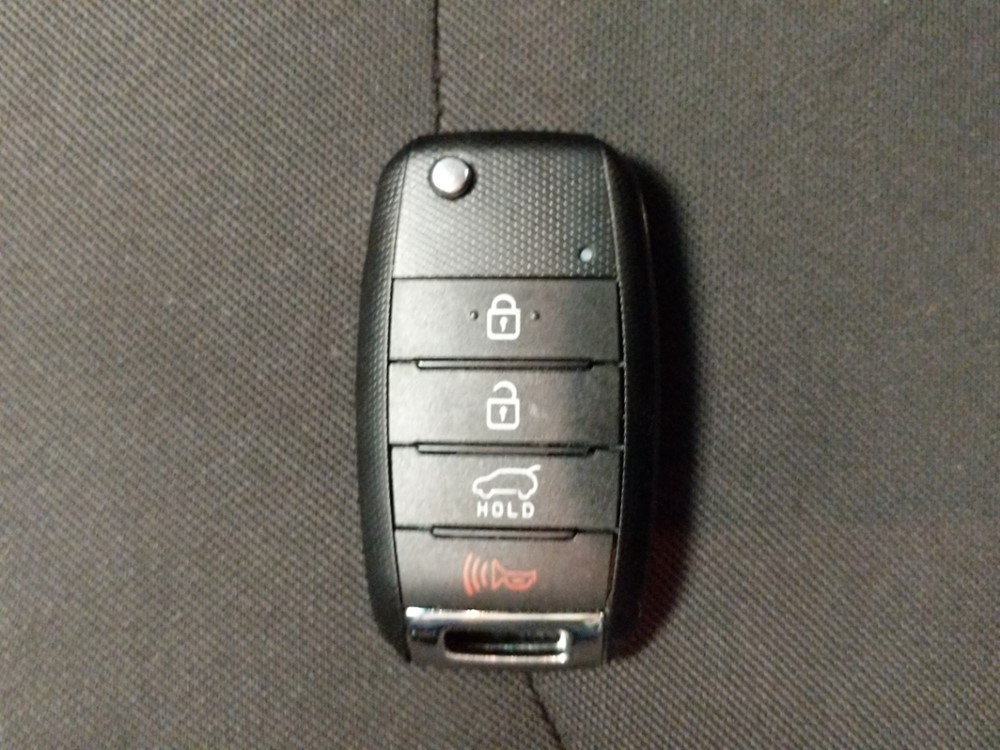 2016 Kia Soul - Keys