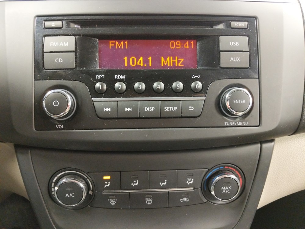 2016 Nissan Sentra - Stereo Package