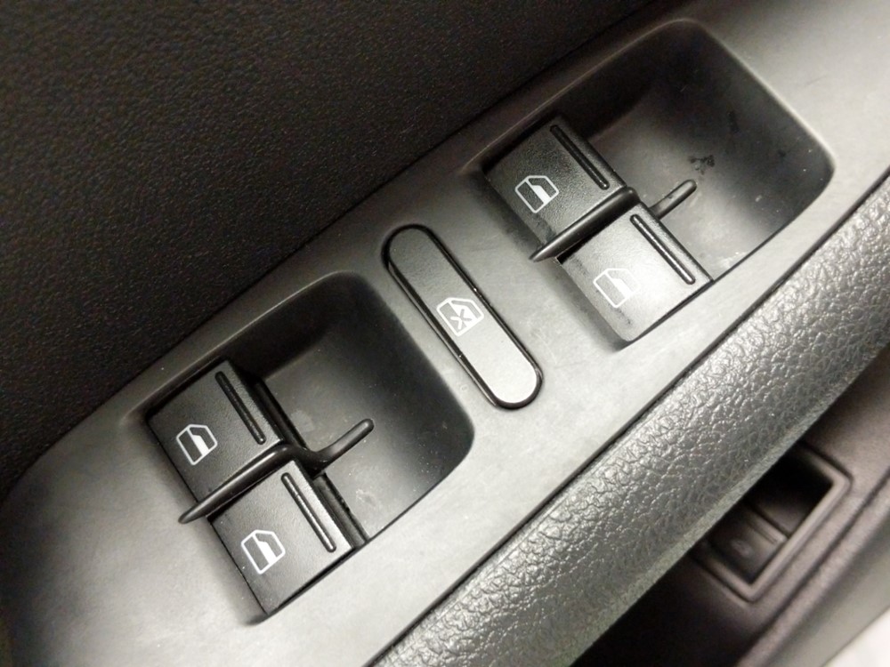 2017 Volkswagen Jetta - Driver Power Windows/Lock Control
