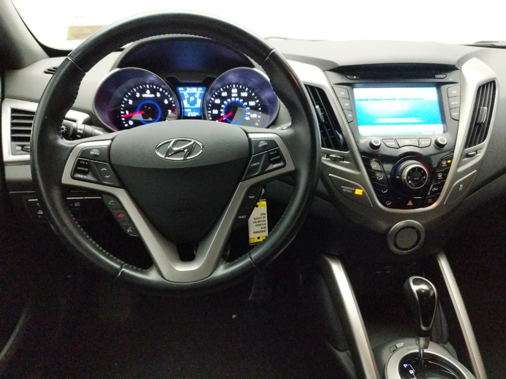 2016 Hyundai Veloster - Driver Dash