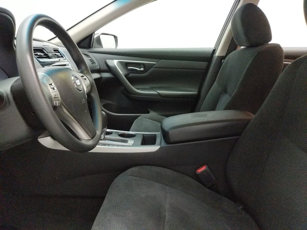 2015 Nissan Altima - Driver Front Seat