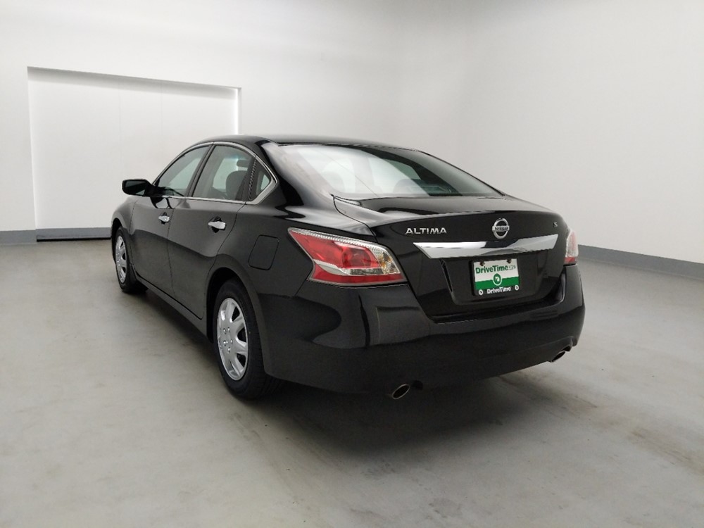 2015 Nissan Altima - Driver Rear Bumper