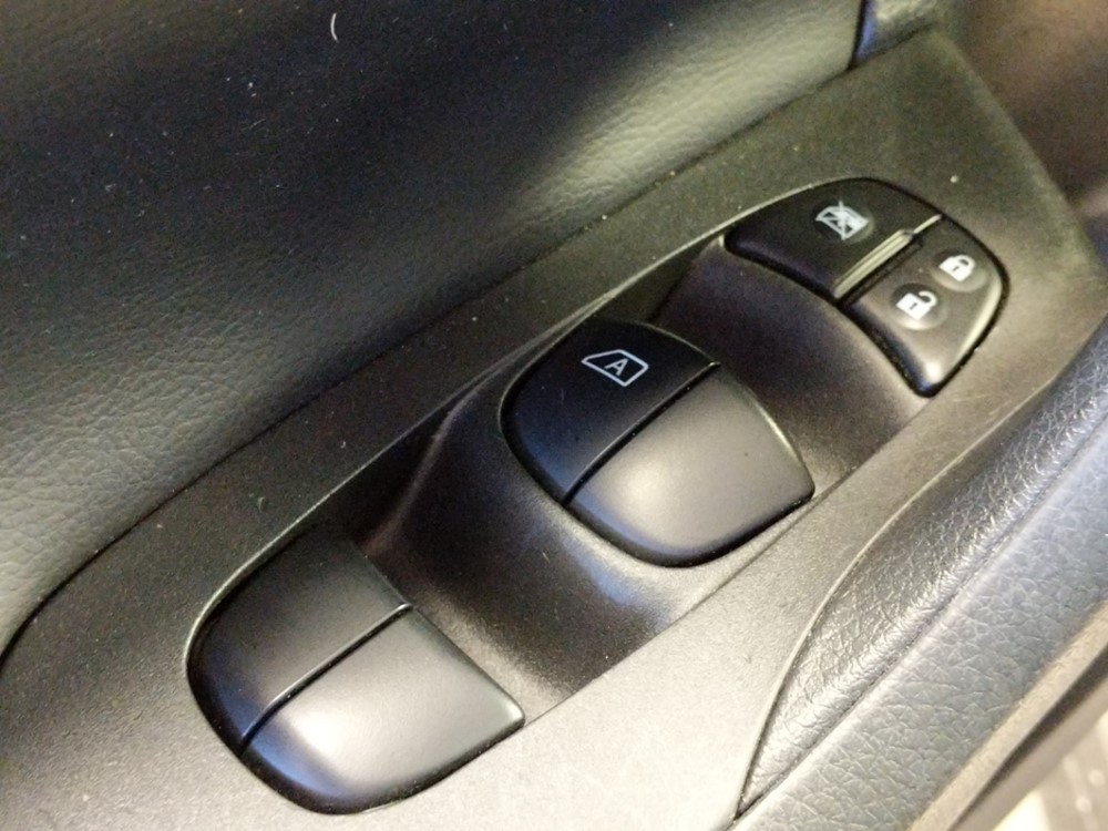 2015 Nissan Altima - Driver Power Windows/Lock Control