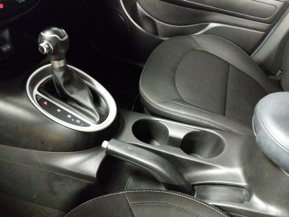 2015 Kia Soul - Center Console/Cup Holders