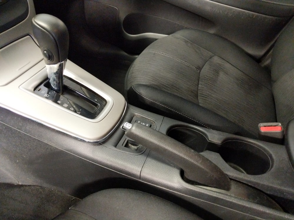 2015 Nissan Sentra - Center Console/Cup Holders