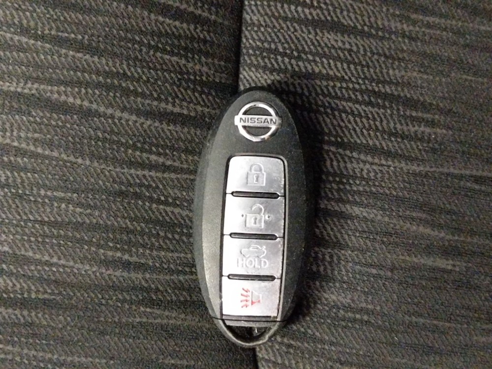 2015 Nissan Sentra - Keys