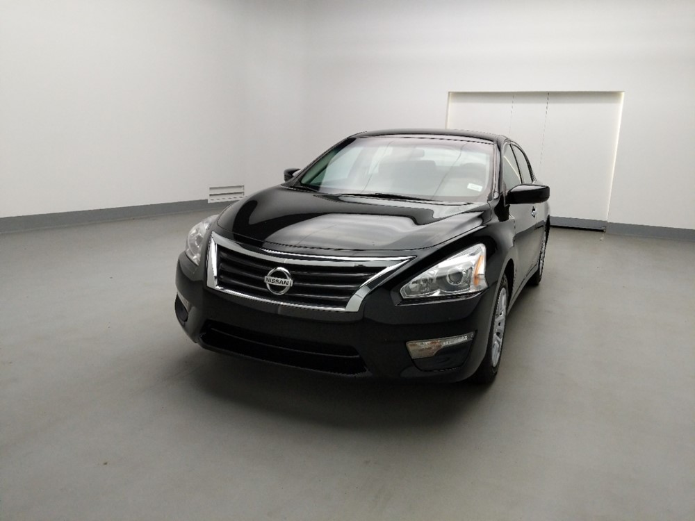 2015 Nissan Altima - Driver Front Hood